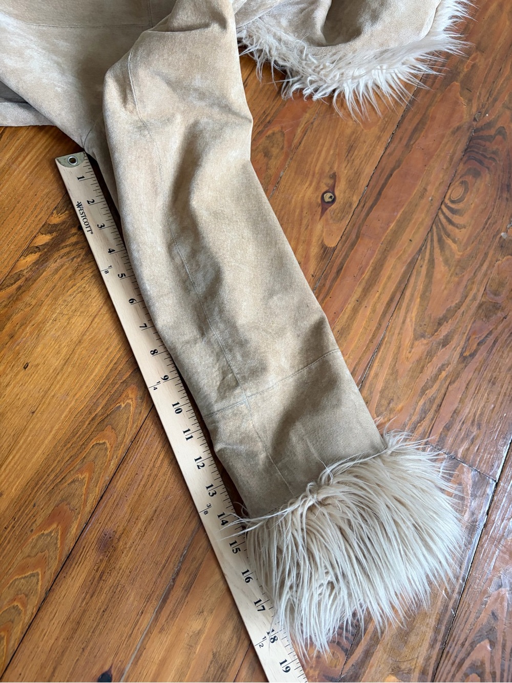 Bebe Vintage Penny Lane Y2K Faux Suede Fur Hooded Coat Size Small Tan Beige - Picture 13 of 15